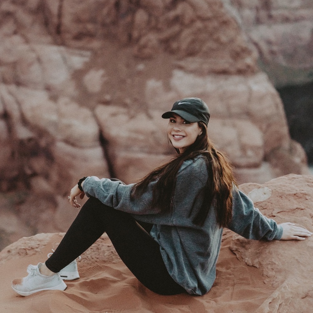 Meet your Posher, Jenny